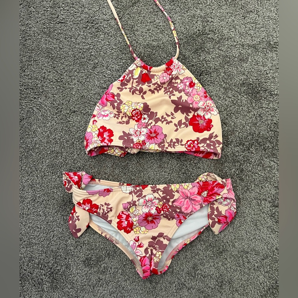 Girls Billabong floral bikini